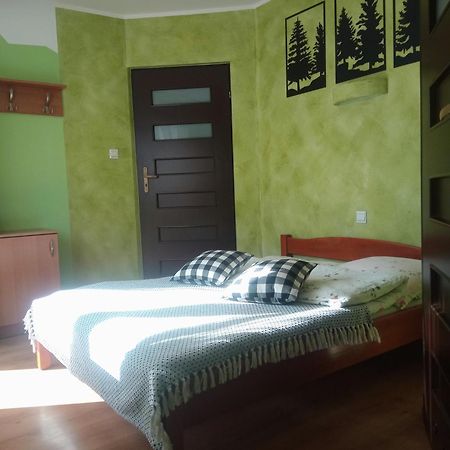 Zielone Zacisze Hotel Крошенко Екстериор снимка