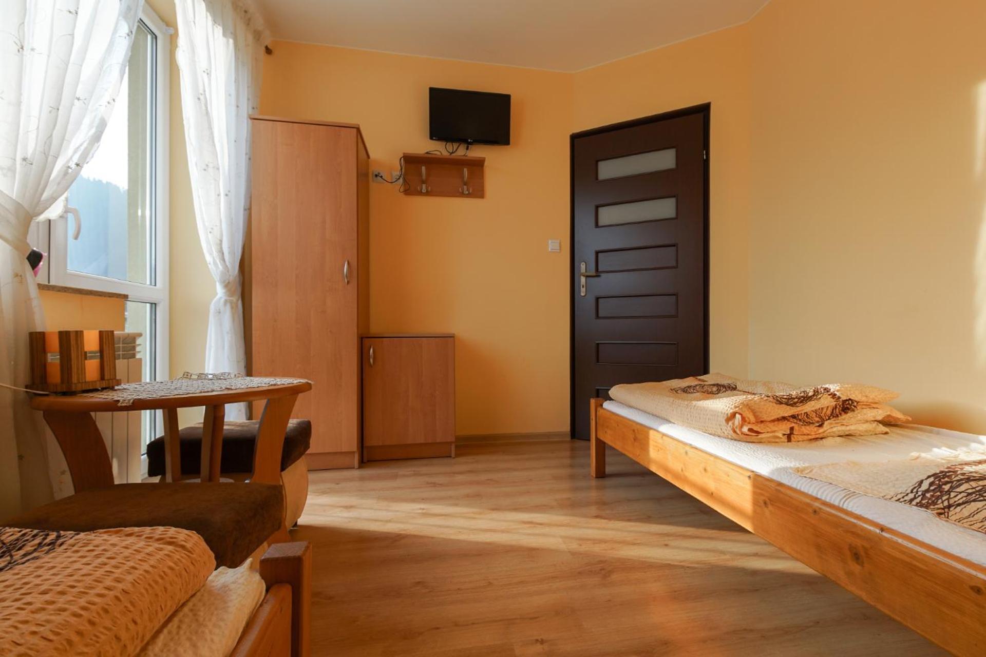 Zielone Zacisze Hotel Крошенко Екстериор снимка