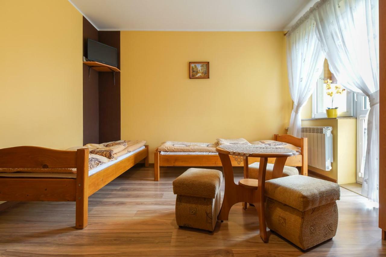 Zielone Zacisze Hotel Крошенко Екстериор снимка